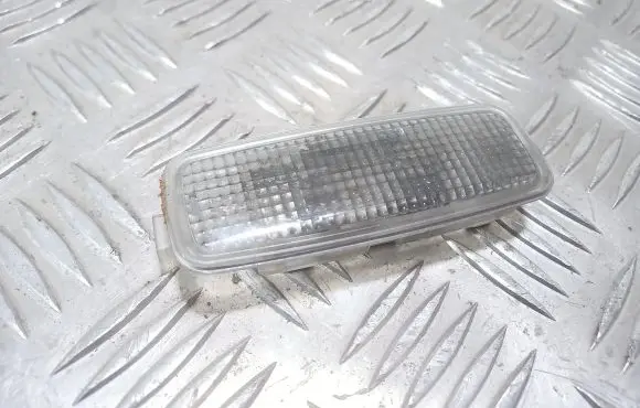 Audi A4 S4 B6 8E 8H Boot/trunk interior light 8L0947105A