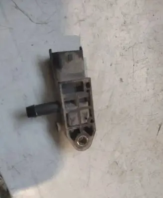 Opel Vectra C Exhaust gas pressure sensor 55198717 0281002771