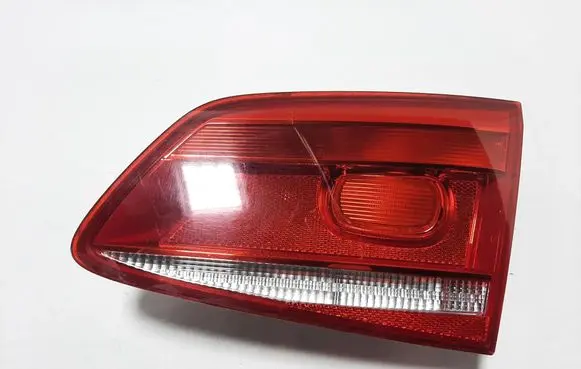 Volkswagen PASSAT B7 Tailgate rear/tail lights 3AF945094K