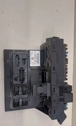 Mercedes-Benz E W211 Fuse module 2115457001 00005927A32 A320650900068