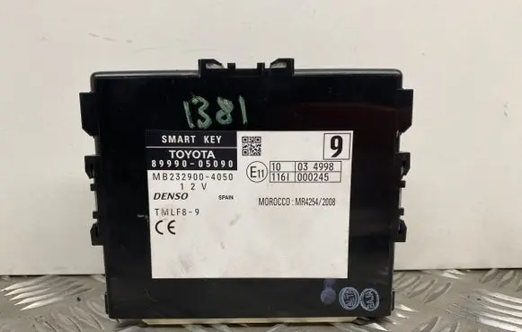 Toyota Avensis T270 Keyless (KESSY) go control unit/module 8999005090 MB2329004050