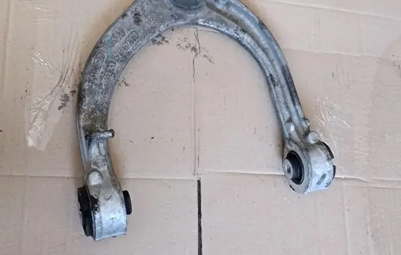 Land Rover Range Rover L405 Front upper control arm/wishbone PLA3091A PLA3091