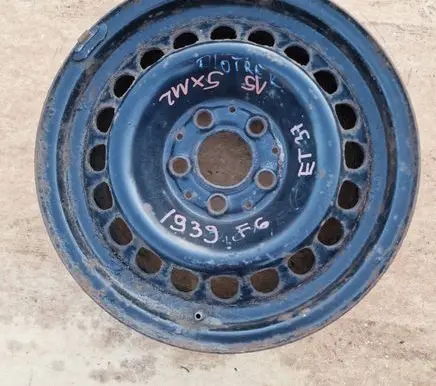Mercedes-Benz C W202 R15 steel rim 2104000202