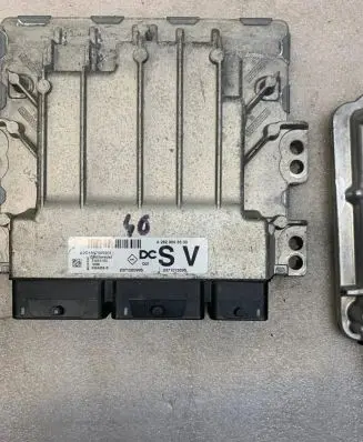 Renault Megane IV Engine control unit/module ECU A2829003600