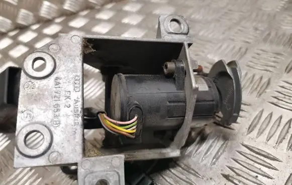 Audi A6 S6 C4 4A Accelerator pedal position sensor 020500032