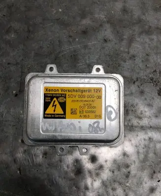 Volkswagen Tiguan Headlight ballast module Xenon 5DV009000