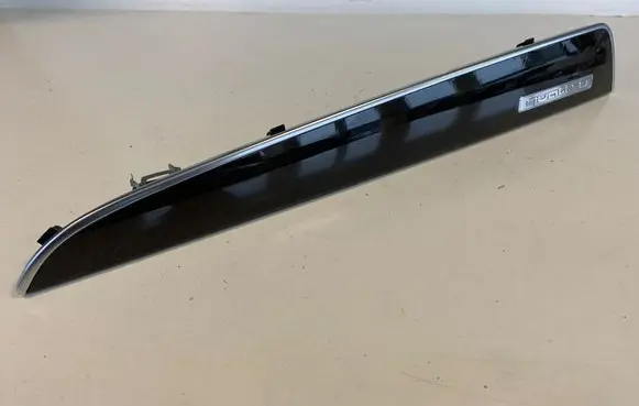 Audi Q5 SQ5 Dashboard glove box trim 8R1853190AG 8R1853190AGRZ5 8R1853190