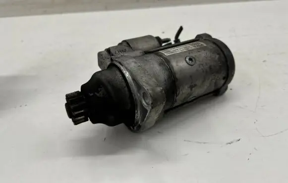 Skoda Octavia Mk3 (5E) Starter motor 02M911024S