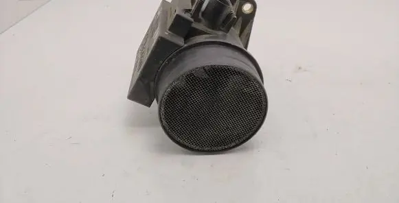 Volkswagen PASSAT B4 Mass air flow meter 71822101 074906461 71000101