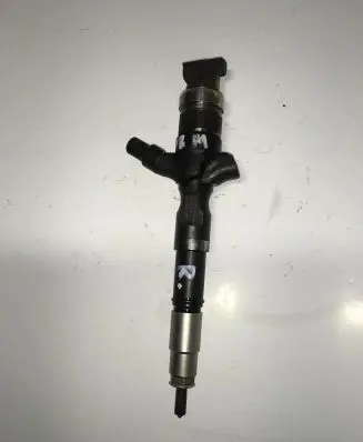 Toyota Hilux (AN10, AN20, AN30) Fuel injector 2367030140