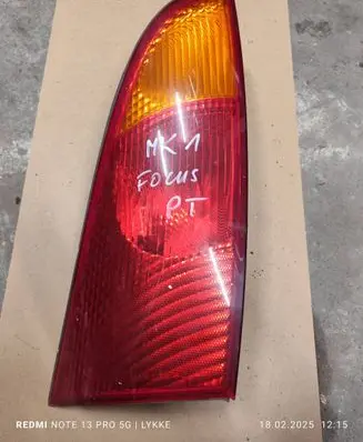 Ford Focus Rear/tail lights XS4113404A 5D00RV