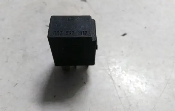 Mercedes-Benz E W211 Other relay 0025421119