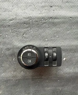Opel Insignia A Light switch 13268702