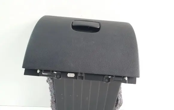 Renault Master III Glove box 685000045R