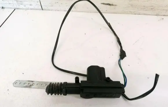 Volkswagen Polo III 6N 6N2 6NF Central locking motor patzl932037992 932037992