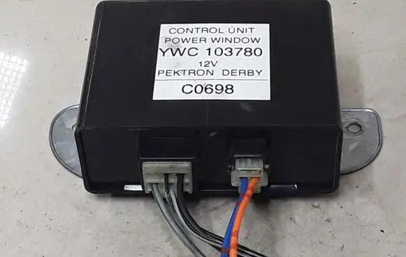 Rover 214 - 216 - 220 Electric power window relay YWC103780