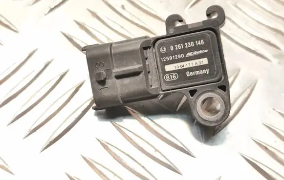 Opel Astra J Air pressure sensor 0261230146 12591290 1004171A07