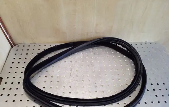 Volvo S80 Front door rubber seal