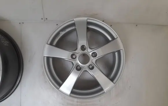 Nissan Primera R16 alloy rim KBA47675