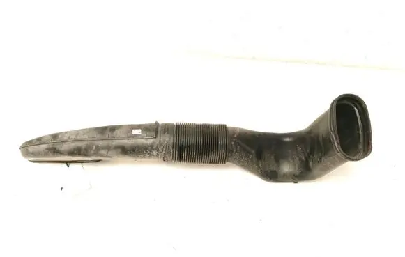Mercedes-Benz CLS C218 X218 Air intake duct part A6510903437