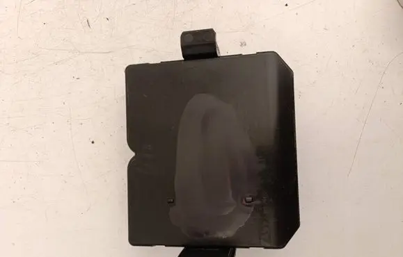 Opel Insignia A Tailgate/trunk control unit/module 13324270