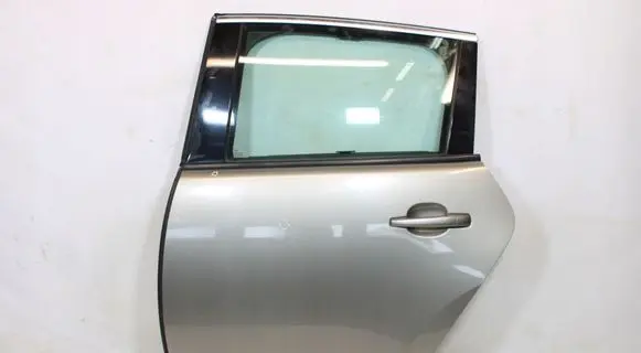 Peugeot 3008 I Rear door