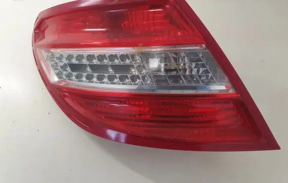 Mercedes-Benz C W204 Rear/tail lights 2048201964