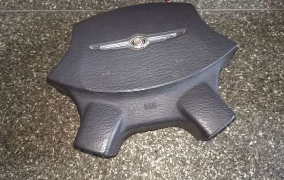 Chrysler Pacifica Steering wheel airbag P0UB53XDVAD