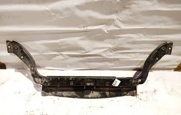 Citroen Berlingo Radiator support slam panel