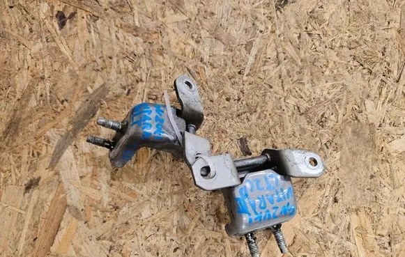 Suzuki Vitara (LY) Rear door hinge set 