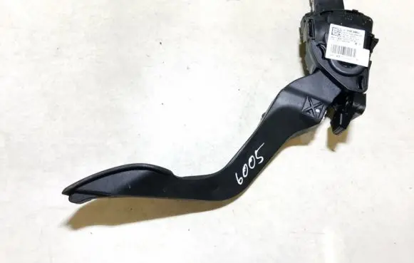 Citroen DS3 Accelerator throttle pedal 9671434080 6pv00994943