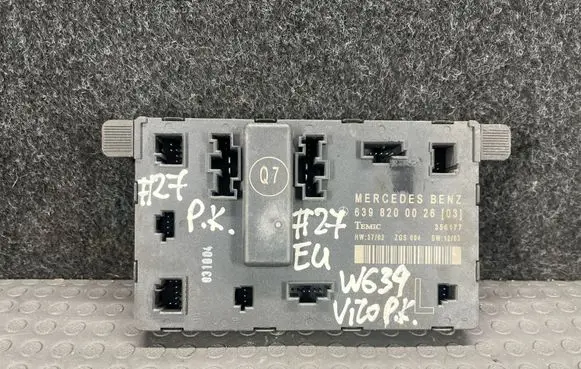 Mercedes-Benz Vito Viano W639 Door control unit/module 6398200026