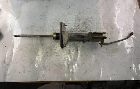 Hyundai Accent Rear shock absorber/damper 5535122952