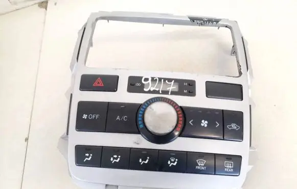 Toyota Avensis Verso Climate control unit 5590044270 55900-44270