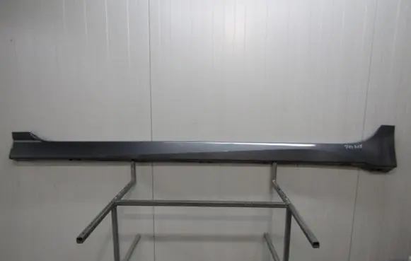 Nissan Leaf II (ZE1) Front sill (body part) 76851-6wl2c