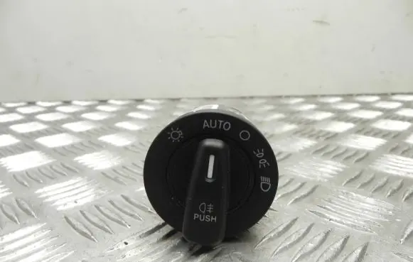 Maserati Ghibli Light switch 670019822 T8539