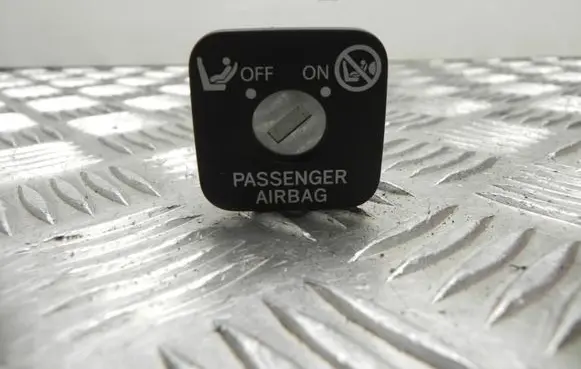 Lexus RX 450H Passenger airbag on/off switch 1672Y96 T5563