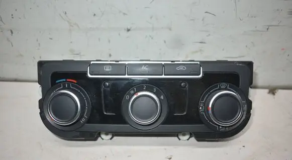 Volkswagen Tiguan Climate control unit 7N0907426AM 5HB009751