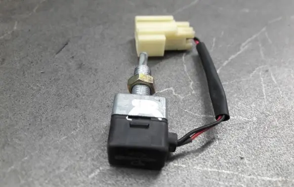 Hyundai Accent V Steering rack control module 