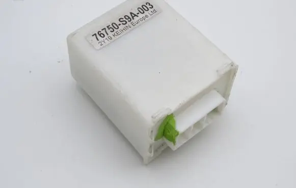 Honda CR-V Window wiper relay 76750-S9A-003 76750S9A003