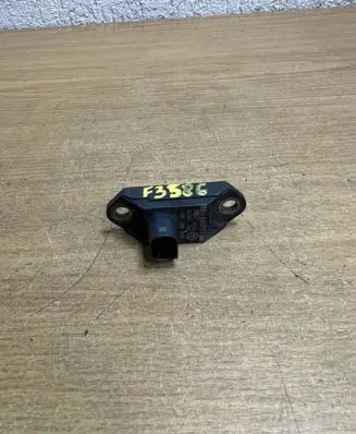 Volkswagen PASSAT CC Airbag deployment crash/impact sensor 3C0907651 F3586