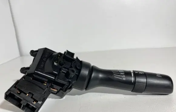Toyota Hilux (AN10, AN20, AN30) Wiper control stalk 17F273 0622017F273 G39