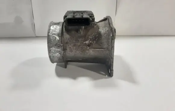 Mazda 626 Mass air flow meter F82F12B579DA
