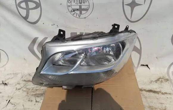 Mercedes-Benz Sprinter W907 W910 Headlight/headlamp