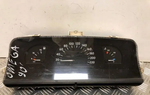 Opel Omega A Speedometer (instrument cluster) 90213846 81117504