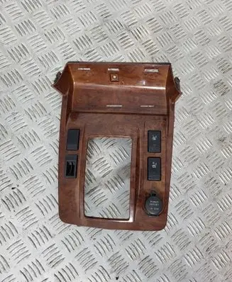 Hyundai Terracan Cigarette lighter front 
