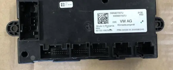 Audi A3 8Y Air conditioner control unit module 5WA907007J 90155166004