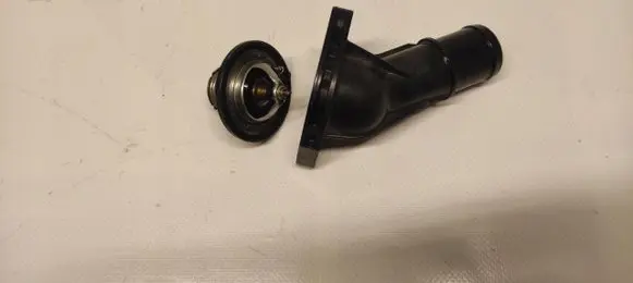 KIA Rio Thermostat housing 