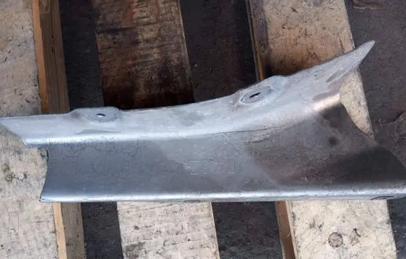 BMW 5 F10 F11 Heat shield in engine bay 51487185204 7185204
