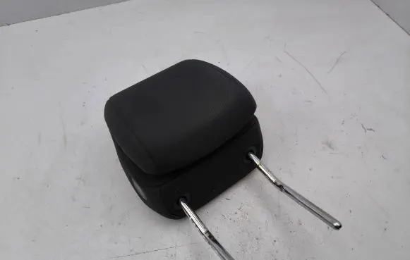 Peugeot 508 Front seat headrest 